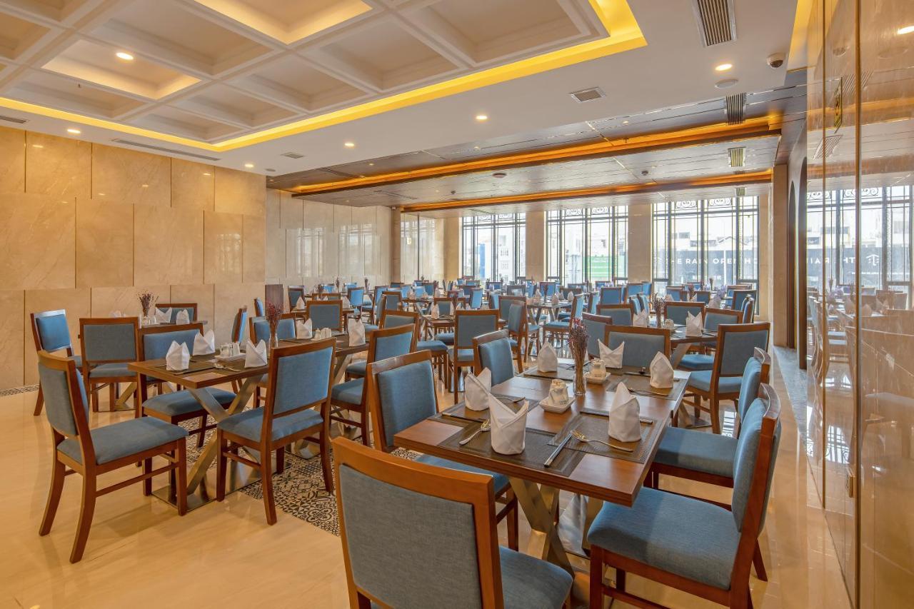 Gold Plaza Hotel Da Nang Exterior photo