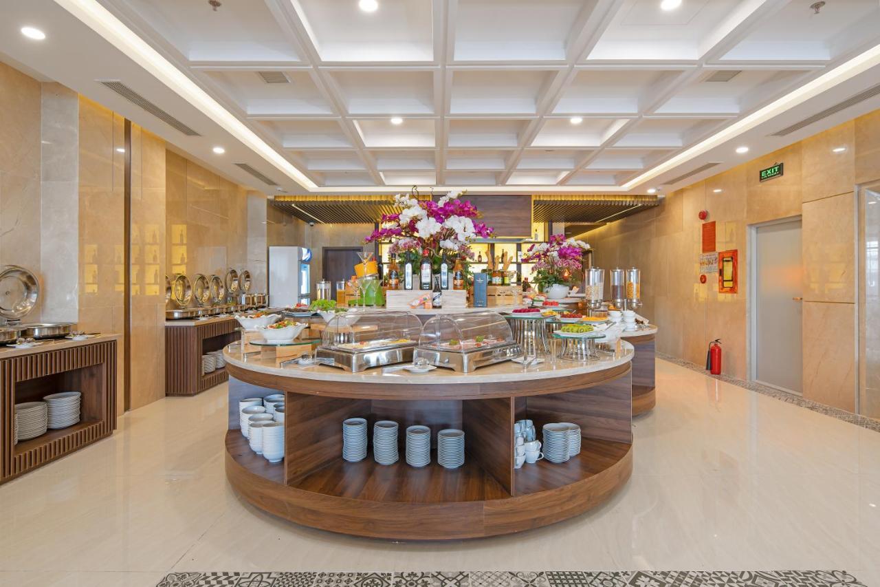 Gold Plaza Hotel Da Nang Exterior photo